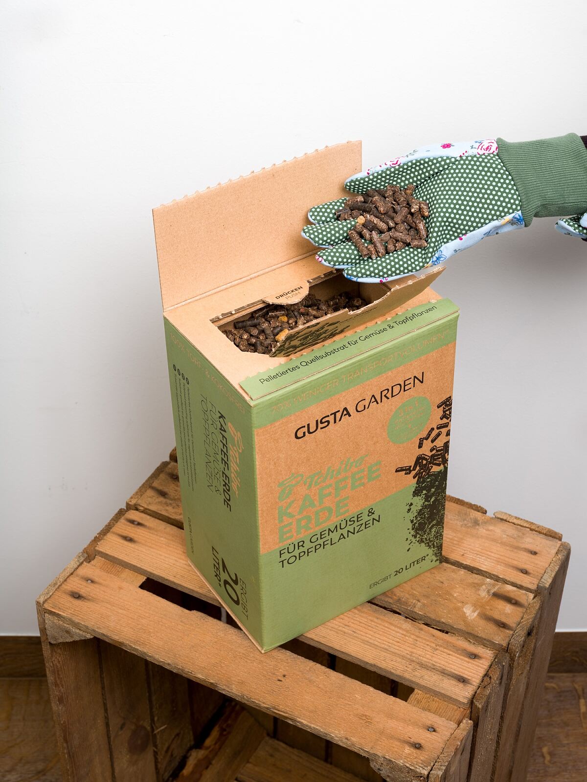 Tchibo x Gusta Garden_Kaffee-Erde Pellets_(c)_Tchibo 2