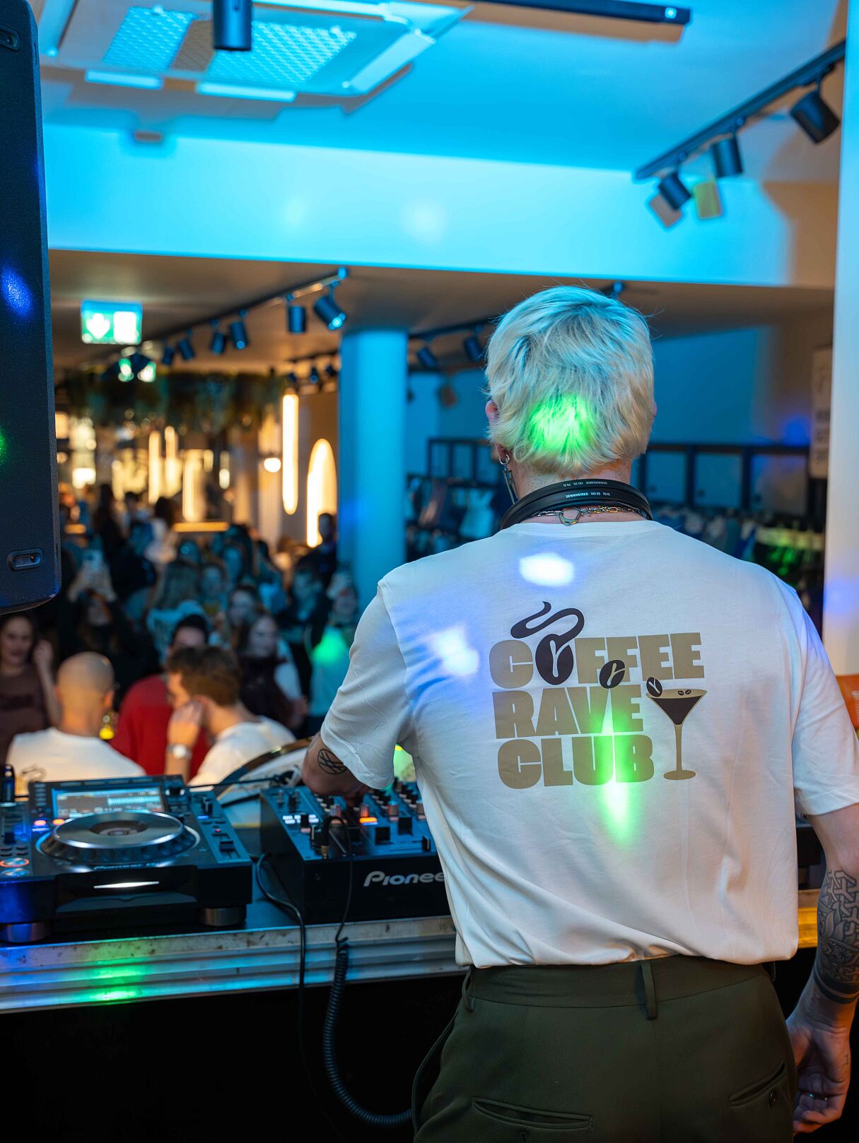 COFFEE-RAVE-CLUB_30.10.2025_V00-25