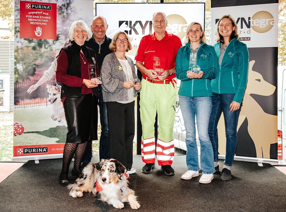 Gruppenfoto der KYNtegra Award Preisträgerinnen und Preisträger 2025. 